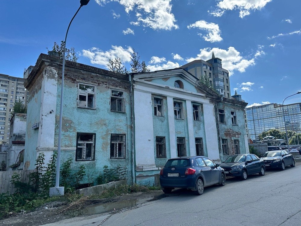 Суд отказал застройщику в передаче Троицкой церкви от старообрядцев