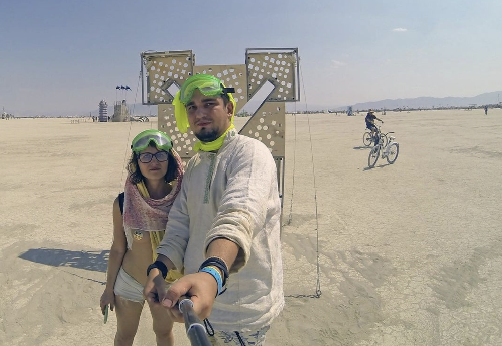 Станислав и Ирина Шминке на фестивале Burning Man в США. Фото: соцсети Станислава Шминке