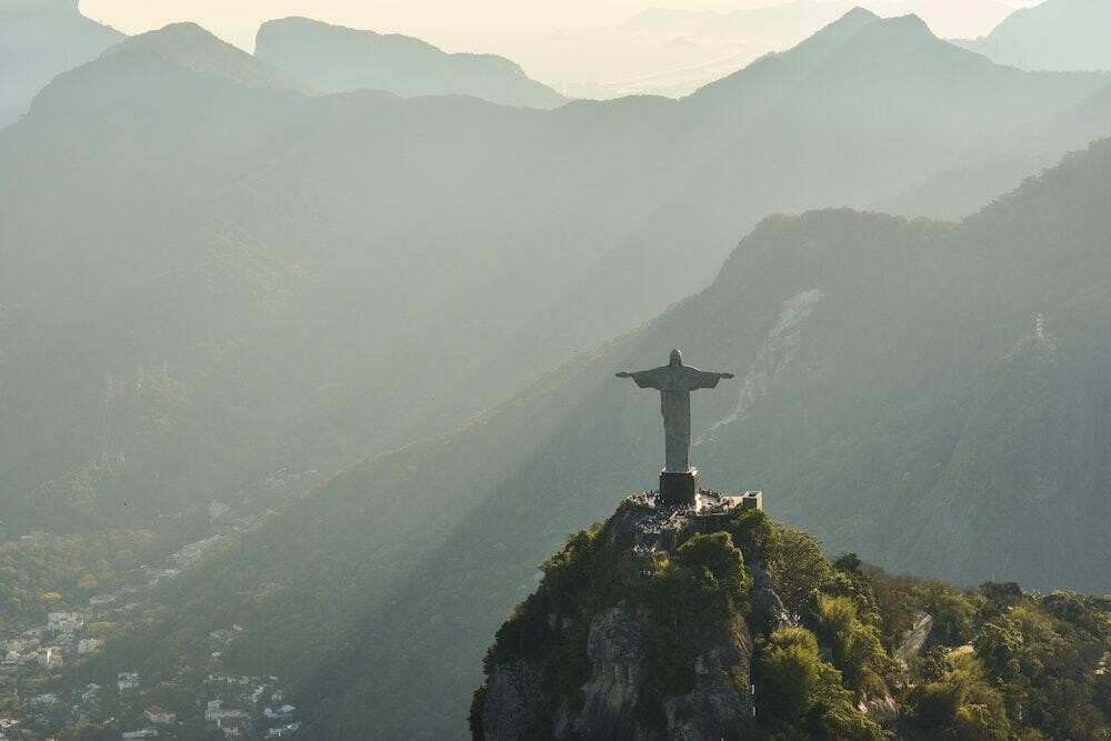 Статуя Христа-Искупителя в Рио-де-Жанейро. Фото: Raphael Nogueira / Unsplash