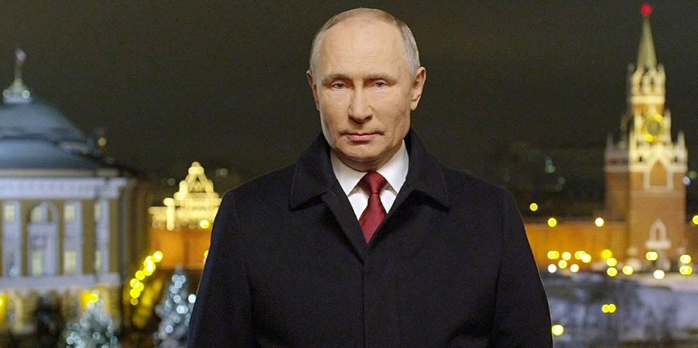 Стоп-кадр из новогоднего обращения Владимира Путин
