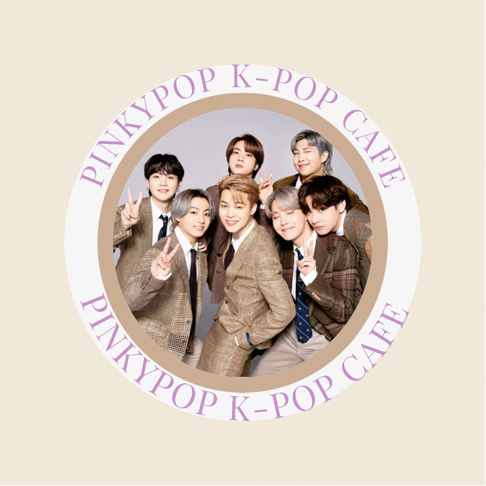 Наклейка с группой BTS и брендингом кофейни