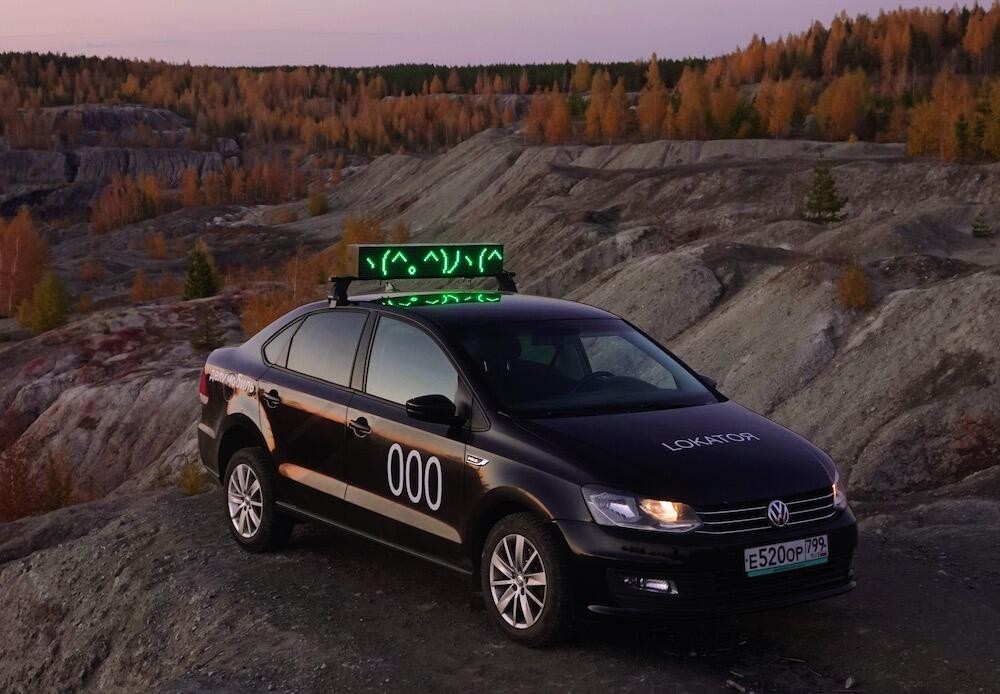 Авто с работой Ромы Бантика. Фото предоставлено «Делимобиль»