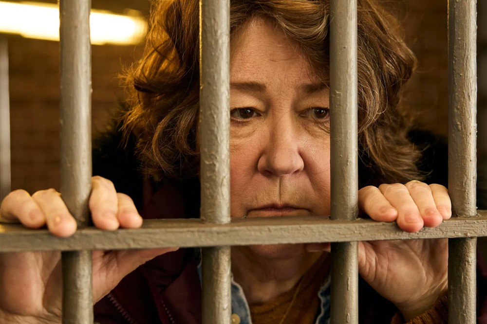 Кадр из сериала «Липучка»