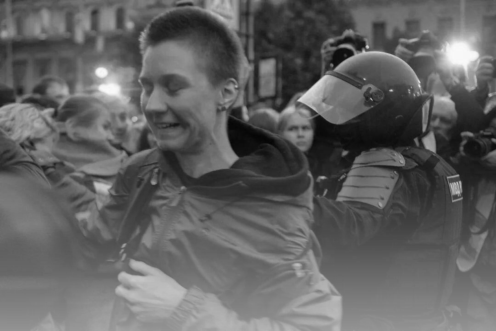 Александра Барабаш (предположительно) в момент удара. Фото: предоставлено Юлией Федотовой