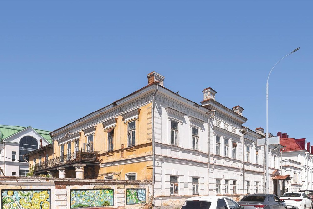 Вид ограды до демонтажа. Фото: Наследие Екатеринбурга